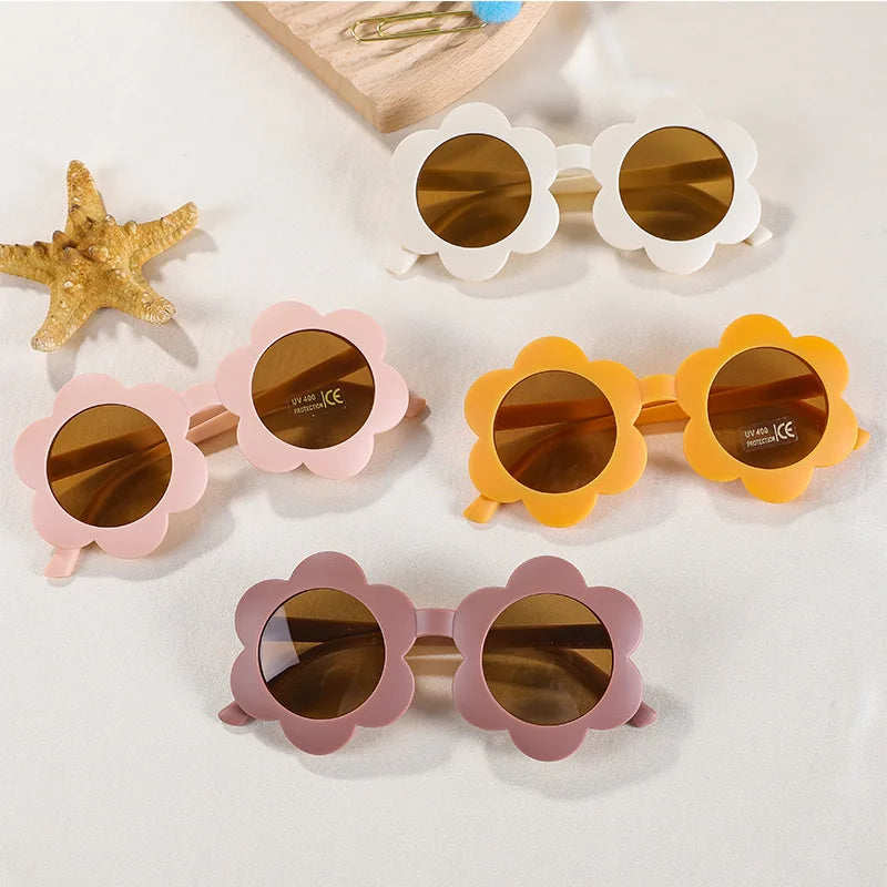 RosyFate Lunettes de soleil pour enfant, 6 pièces, lunettes de soleil pour enfants, lunettes de soleil à fleurs, mode lunettes anti-UV, pour été enfants, filles, garçons, fêtes à la plage RosyFate Lunettes de soleil pour enfant, 6 pièces, lunettes de soleil pour enfants, lunettes de soleil à fleurs, mode lunettes anti-UV, pour été enfants, filles, garçons, fêtes à la plage