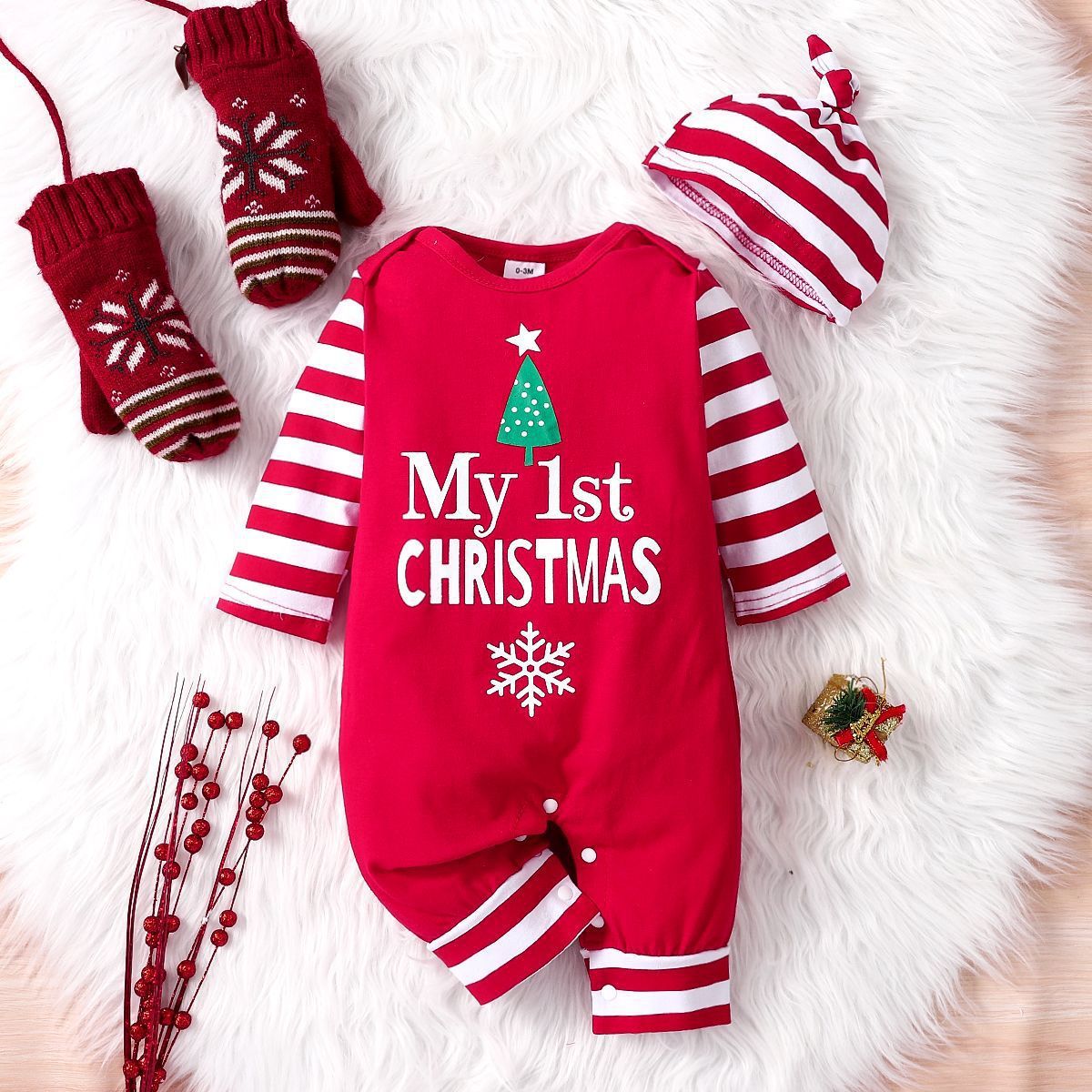 Combinaison bébé premier Noël rouge « My 1st Christmas » et bonnet rayé